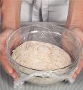Ржано-пшеничный хлеб с семенами. Шаг 3
